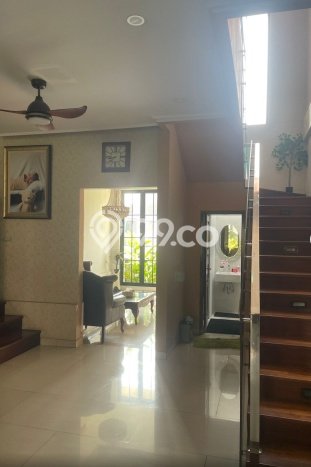 For Sale Rumah Mewah Exclusive di Kembangan, Jakarta Barat For Sale Rumah Mewah Exclusive di Kembangan, Jakarta Barat