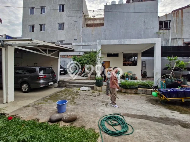 Rumah Elit LB 150m2 Siap Pakai Desain Elegan di Jembatan Besi, Jakarta Barat Rumah Elit LB 150m2 Siap Pakai Desain Elegan di Jembatan Besi, Jakarta Barat