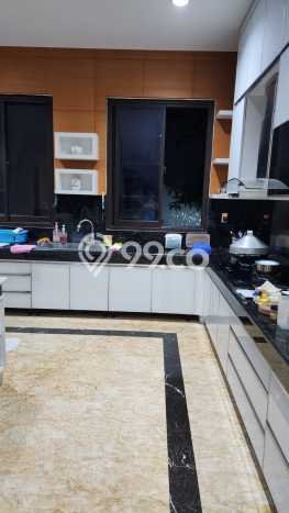 Hunian Mewah LB 650m2 Siap Pakai Desain Elegan di Harapan Indah, Bekasi Hunian Mewah LB 650m2 Siap Pakai Desain Elegan di Harapan Indah, Bekasi