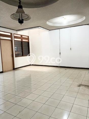 Rumah Luxury Modern Tanpa Renovasi di Pondok Kelapa Jakarta Timur Rumah Luxury Modern Tanpa Renovasi di Pondok Kelapa Jakarta Timur