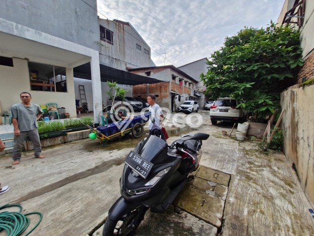 Rumah Elit LB 150m2 Siap Pakai Desain Elegan di Jembatan Besi, Jakarta Barat Rumah Elit LB 150m2 Siap Pakai Desain Elegan di Jembatan Besi, Jakarta Barat