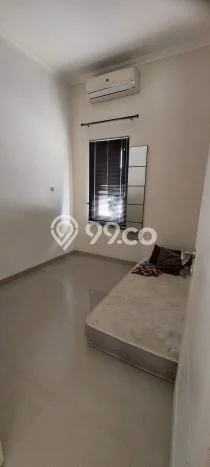 Lokasi terbaik! Rumah siap pakai dikontrakkan di BSD LB 150m2 Lokasi terbaik! Rumah siap pakai dikontrakkan di BSD LB 150m2