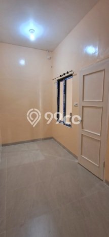 Disewakan! Rumah 4 Kamar Tidur &
2 Kamar Mandi di Gading Serpong, Tangerang Disewakan! Rumah 4 Kamar Tidur &
2 Kamar Mandi di Gading Serpong, Tangerang