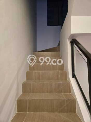 Disewakan Rumah Harga Terjangkau di BSD City Tangerang dengan 4 Kamar Tidur Disewakan Rumah Harga Terjangkau di BSD City Tangerang dengan 4 Kamar Tidur