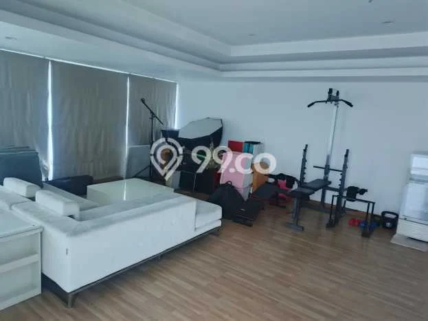 Lokasi terbaik! Rumah siap huni dikontrakkan di Kelapa Gading LB 300m2 Lokasi terbaik! Rumah siap huni dikontrakkan di Kelapa Gading LB 300m2