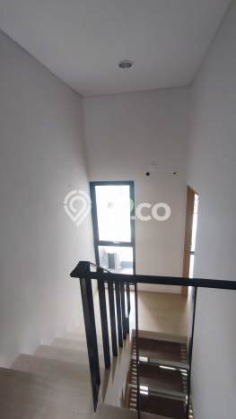 Rumah Cantik Siap Huni Di BSD Luas 77m2 Aman Rumah Cantik Siap Huni Di BSD Luas 77m2 Aman