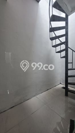 Disewakan! Rumah 3 Kamar Tidur &
4 Kamar Mandi di Gading Serpong, Tangerang Disewakan! Rumah 3 Kamar Tidur &
4 Kamar Mandi di Gading Serpong, Tangerang
