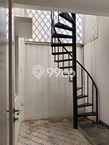 Disewakan! Rumah 3 Kamar Tidur &
3 Kamar Mandi di Gading Serpong, Tangerang Disewakan! Rumah 3 Kamar Tidur &
3 Kamar Mandi di Gading Serpong, Tangerang