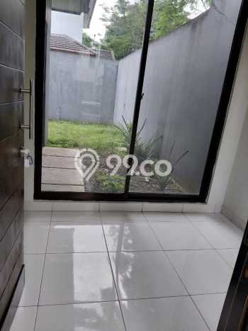 Rumah Cantik Siap Pakai Di BSD Luas 98m2 Lokasi Strategis Rumah Cantik Siap Pakai Di BSD Luas 98m2 Lokasi Strategis