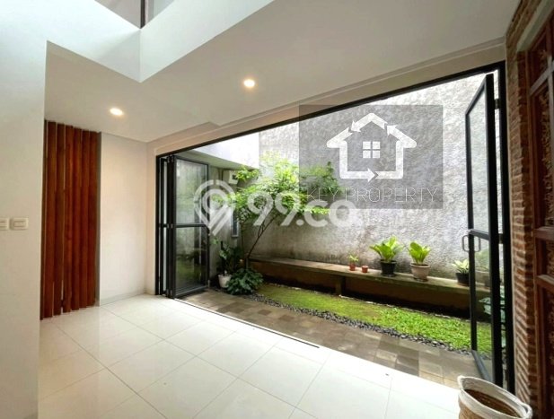 Rumah Elit LB 250m2 Siap Huni Desain Elegan di Lebak Bulus, Jakarta Selatan Rumah Elit LB 250m2 Siap Huni Desain Elegan di Lebak Bulus, Jakarta Selatan