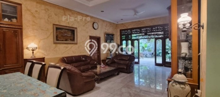 For Sale! Luxury House LT 600m2 Desain Elegan di Cipete For Sale! Luxury House LT 600m2 Desain Elegan di Cipete