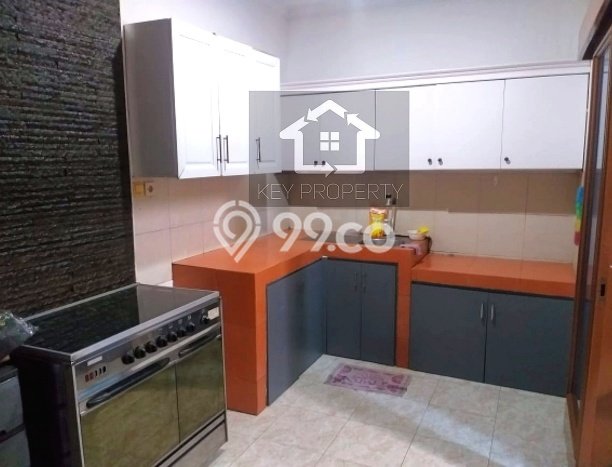 Rumah Modern 5 KT di Cibubur Jakarta Timur Semi Furnished Rumah Modern 5 KT di Cibubur Jakarta Timur Semi Furnished