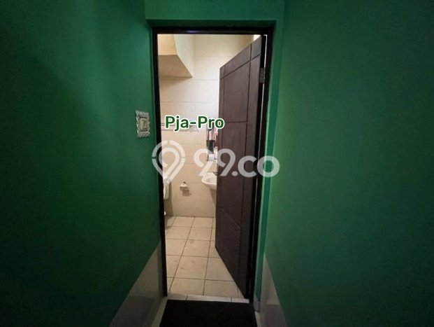 Rumah Modern 3 KT LT 144m2 di Legenda Wisata Rumah Modern 3 KT LT 144m2 di Legenda Wisata
