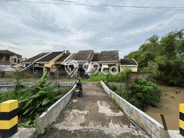 Rumah Minimalis Dijual di Wungu 3 Kamar dengan Luas Tanah 142m2 Rumah Minimalis Dijual di Wungu 3 Kamar dengan Luas Tanah 142m2