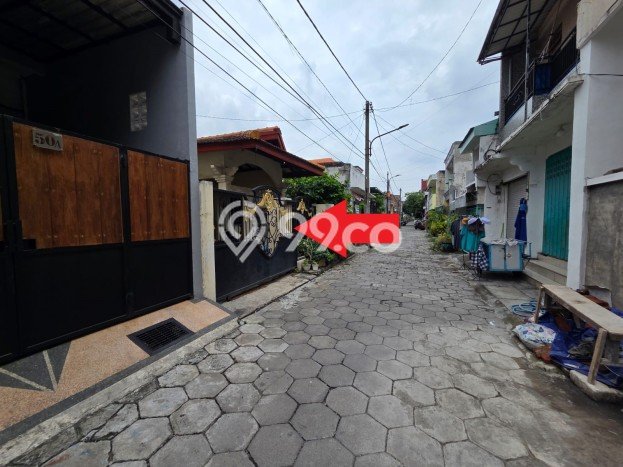 Jual Rumah Favorit Siap Huni LB 200m2 di Tambaksari, Surabaya Jual Rumah Favorit Siap Huni LB 200m2 di Tambaksari, Surabaya