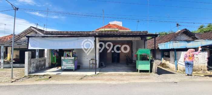 Jual Rumah Siap Huni di Sugihwaras Bojonegoro Harga Rp 285 Juta LT 314m2 Jual Rumah Siap Huni di Sugihwaras Bojonegoro Harga Rp 285 Juta LT 314m2