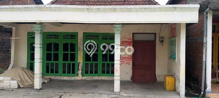 Rumah Sederhana Dijual Lokasi Balongpanggang 3 Kamar dengan Luas Tanah 308m2 Rumah Sederhana Dijual Lokasi Balongpanggang 3 Kamar dengan Luas Tanah 308m2