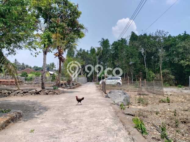 Kavling Tanah Dijual di Ngemplak, Sleman, Luas 137m2 Area Strategis Kavling Tanah Dijual di Ngemplak, Sleman, Luas 137m2 Area Strategis