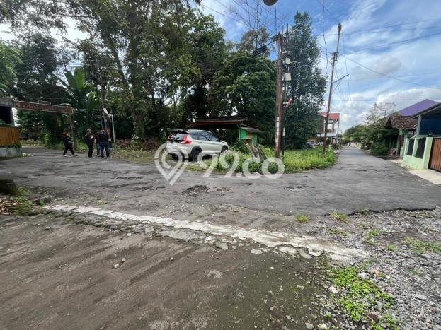 Tanah Dijual di Sleman Seluas 121m2 Strategis Tanah Dijual di Sleman Seluas 121m2 Strategis