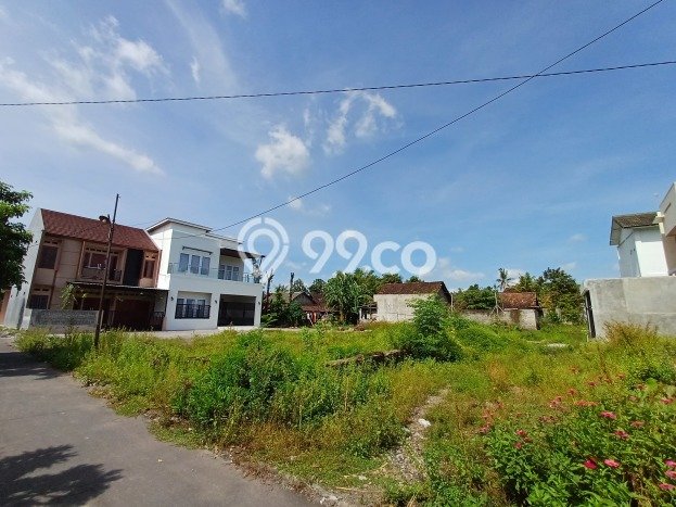 Lahan Dijual Lokasi Prambanan, Sleman dengan Luas Tanah 265m2 dan Status SHM Lahan Dijual Lokasi Prambanan, Sleman dengan Luas Tanah 265m2 dan Status SHM