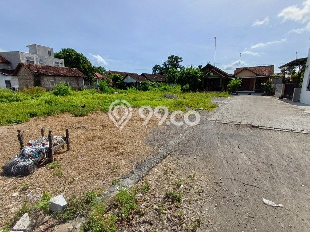 Kavling Tanah Dijual di Prambanan, Sleman, Luas 139m2 Area Strategis Kavling Tanah Dijual di Prambanan, Sleman, Luas 139m2 Area Strategis