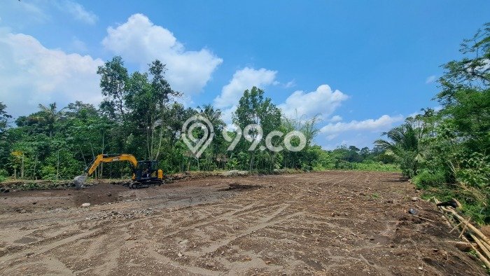 Lahan Kosong Dijual di Pakem, Sleman, Luas 118m2 Area Strategis Lahan Kosong Dijual di Pakem, Sleman, Luas 118m2 Area Strategis