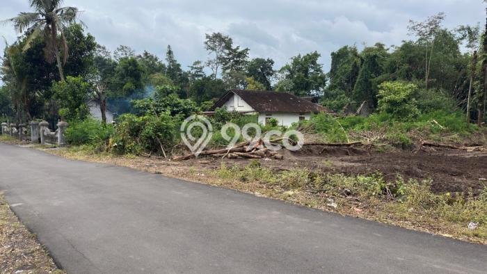 Untuk Dijual Tanah 121m2 di Maguwoharjo, Yogyakarta Untuk Dijual Tanah 121m2 di Maguwoharjo, Yogyakarta
