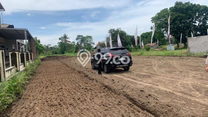 Untuk Dijual Tanah di Sleman Sleman Luas 100m2 SHM Untuk Dijual Tanah di Sleman Sleman Luas 100m2 SHM