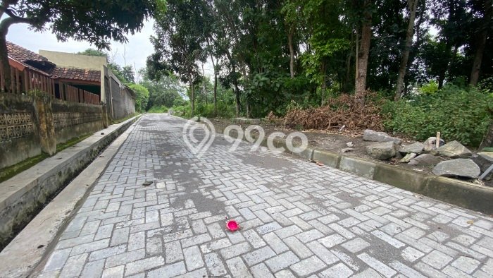 Tanah Dijual Lokasi Kalasan, Sleman dengan Luas Tanah 119m2 dan Status SHM Tanah Dijual Lokasi Kalasan, Sleman dengan Luas Tanah 119m2 dan Status SHM