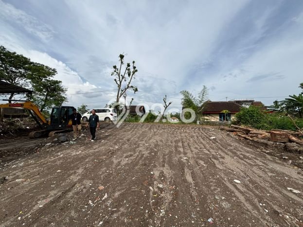 Untuk Dijual Tanah 121m2 di Maguwoharjo, Yogyakarta Untuk Dijual Tanah 121m2 di Maguwoharjo, Yogyakarta