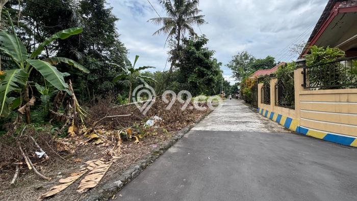 Tanah Dijual Lokasi Strategis di Yogyakarta dengan Luas 114m2 Tanah Dijual Lokasi Strategis di Yogyakarta dengan Luas 114m2