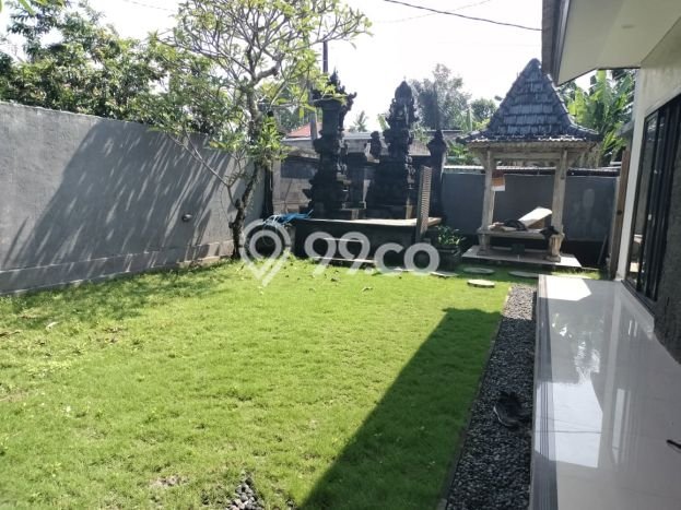 Rumah Modern 4 KT LT 225m2 di Sibang Kaja Rumah Modern 4 KT LT 225m2 di Sibang Kaja