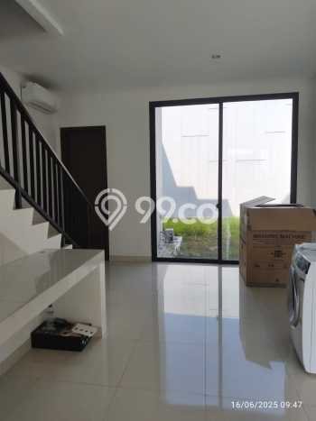Rumah Elit LB 89m2 Siap Huni Desain Elegan di Summarecon Bogor, Bogor Rumah Elit LB 89m2 Siap Huni Desain Elegan di Summarecon Bogor, Bogor