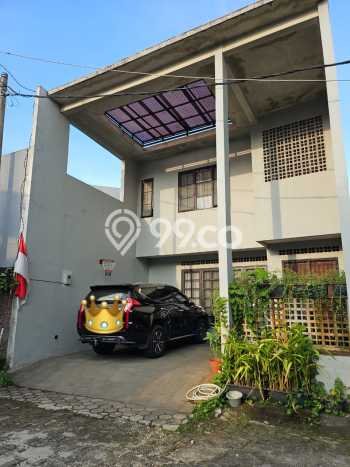For Sale Hunian Rumah Terawat 4 Kamar di Bekasi Kota, Bekasi For Sale Hunian Rumah Terawat 4 Kamar di Bekasi Kota, Bekasi