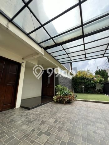 Hunian Eksklusif Siap Huni LT 248m2 di Cilandak, Jakarta Selatan Hunian Eksklusif Siap Huni LT 248m2 di Cilandak, Jakarta Selatan