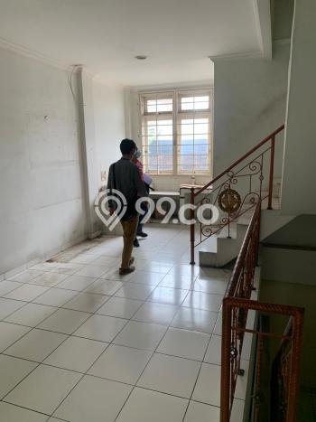 Area Ramai! Ruko Dijual di Bekasi Selatan untuk Bisnis Luas Bangunan 265m2 Area Ramai! Ruko Dijual di Bekasi Selatan untuk Bisnis Luas Bangunan 265m2