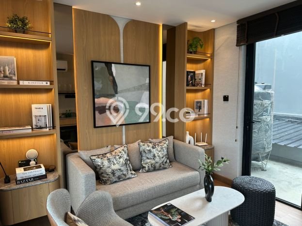 Jual Rumah Mewah Megah Dengan View Eksklusif di Metland Puri, Jakarta Barat Jual Rumah Mewah Megah Dengan View Eksklusif di Metland Puri, Jakarta Barat