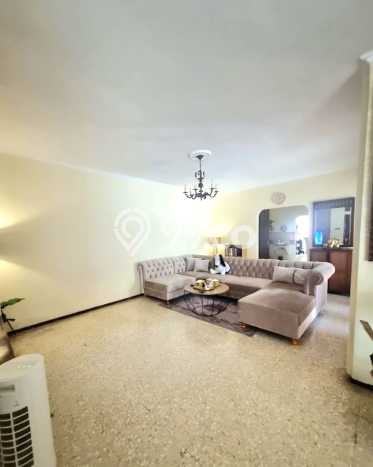 For Sale! Premium House LT 450m2 Desain Modern di Pejompongan For Sale! Premium House LT 450m2 Desain Modern di Pejompongan