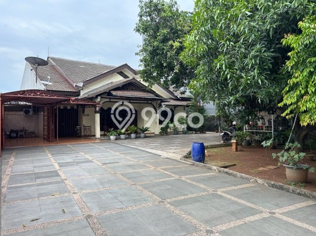 Dijual Rumah Premium dengan Fasilitas Sekitar Lengkap di Cipondoh, Tangerang Dijual Rumah Premium dengan Fasilitas Sekitar Lengkap di Cipondoh, Tangerang
