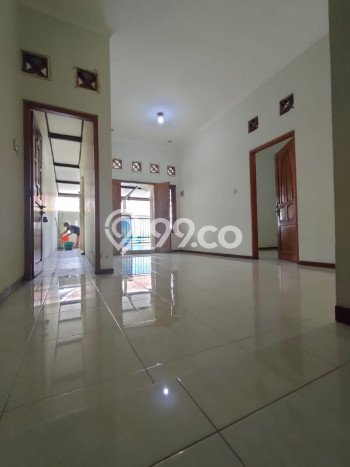 Rumah Modern Cantik 2 KT Siap Huni di Sewon Rumah Modern Cantik 2 KT Siap Huni di Sewon
