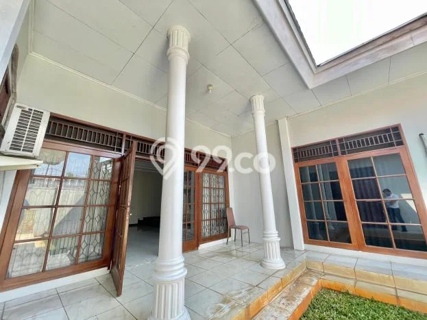 For Sale! Premium House LT 497m2 Desain Elegan di Rawamangun For Sale! Premium House LT 497m2 Desain Elegan di Rawamangun