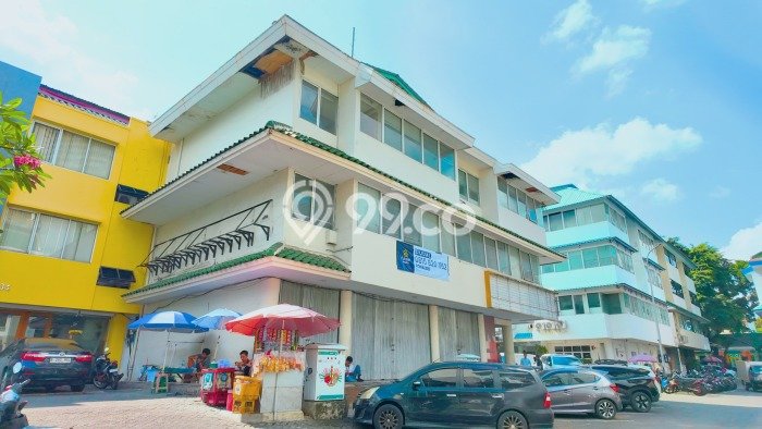 Area Ramai! Komersial Dijual di Kebayoran Baru untuk Bisnis Luas Bangunan 500m2 Area Ramai! Komersial Dijual di Kebayoran Baru untuk Bisnis Luas Bangunan 500m2