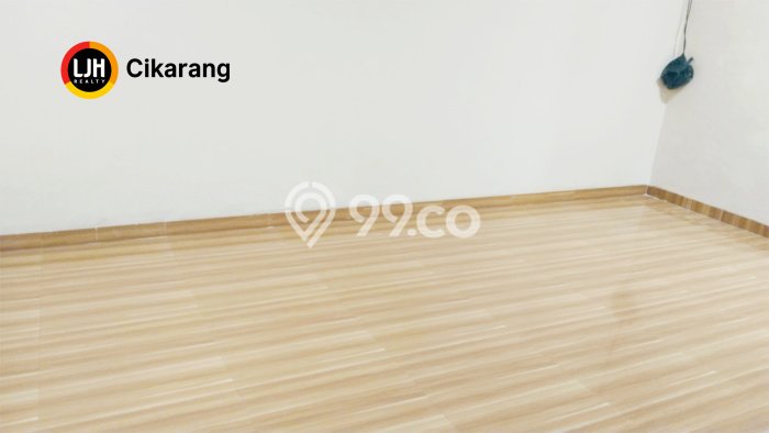 Dijual Rumah Strategis Bagus Punya 2 KT di Lippo Cikarang Cikarang SHM Dijual Rumah Strategis Bagus Punya 2 KT di Lippo Cikarang Cikarang SHM