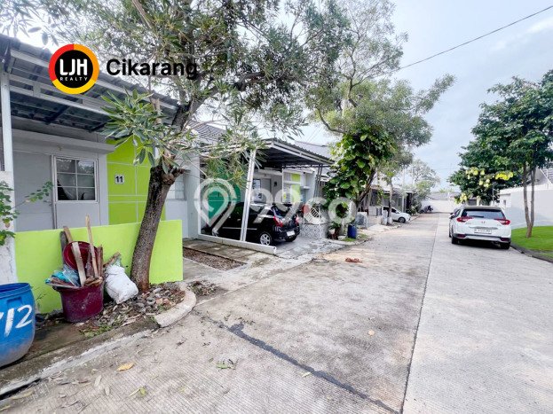 For Sale Rumah 2 Kamar Lokasi Strategis Bagus dan Strategis di Lippo Cikarang For Sale Rumah 2 Kamar Lokasi Strategis Bagus dan Strategis di Lippo Cikarang