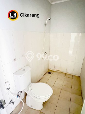 For Sale Rumah 2 Kamar Lokasi Strategis Bagus dan Strategis di Lippo Cikarang For Sale Rumah 2 Kamar Lokasi Strategis Bagus dan Strategis di Lippo Cikarang