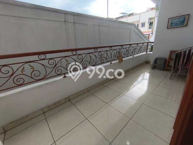 Rumah Elit LB 500m2 Siap Pakai Desain Elegan di Jelambar, Jakarta Barat Rumah Elit LB 500m2 Siap Pakai Desain Elegan di Jelambar, Jakarta Barat