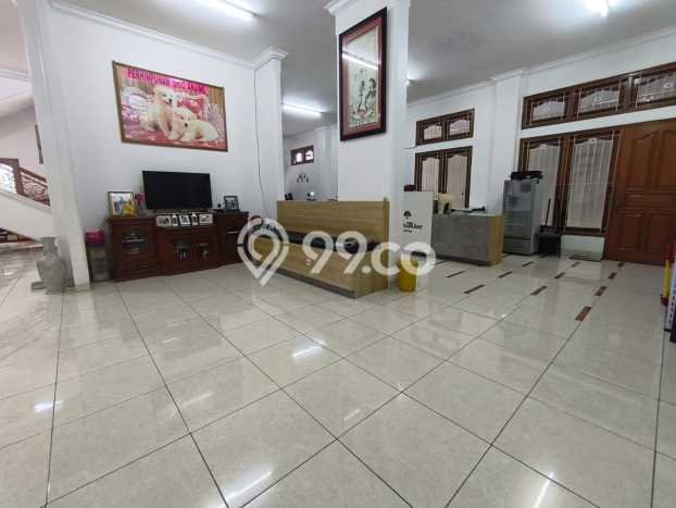 Rumah Elit LB 500m2 Siap Pakai Desain Elegan di Jelambar, Jakarta Barat Rumah Elit LB 500m2 Siap Pakai Desain Elegan di Jelambar, Jakarta Barat