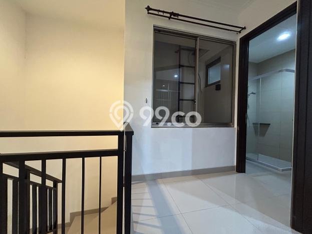 Rumah Modern 4 KT di Pantai Indah Kapuk 2 Jakarta Utara Rumah Modern 4 KT di Pantai Indah Kapuk 2 Jakarta Utara