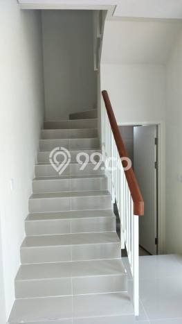 Rumah Luas Asri 3 KT Siap Huni di Citraland Surabaya Rumah Luas Asri 3 KT Siap Huni di Citraland Surabaya