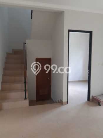 Disewakan! Rumah 3 Kamar Tidur &
3 Kamar Mandi di Rawakalong, Tangerang Disewakan! Rumah 3 Kamar Tidur &
3 Kamar Mandi di Rawakalong, Tangerang